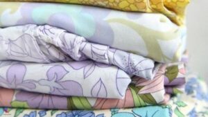 Reuse Used Bed Sheets: 11 Ingenious Ways